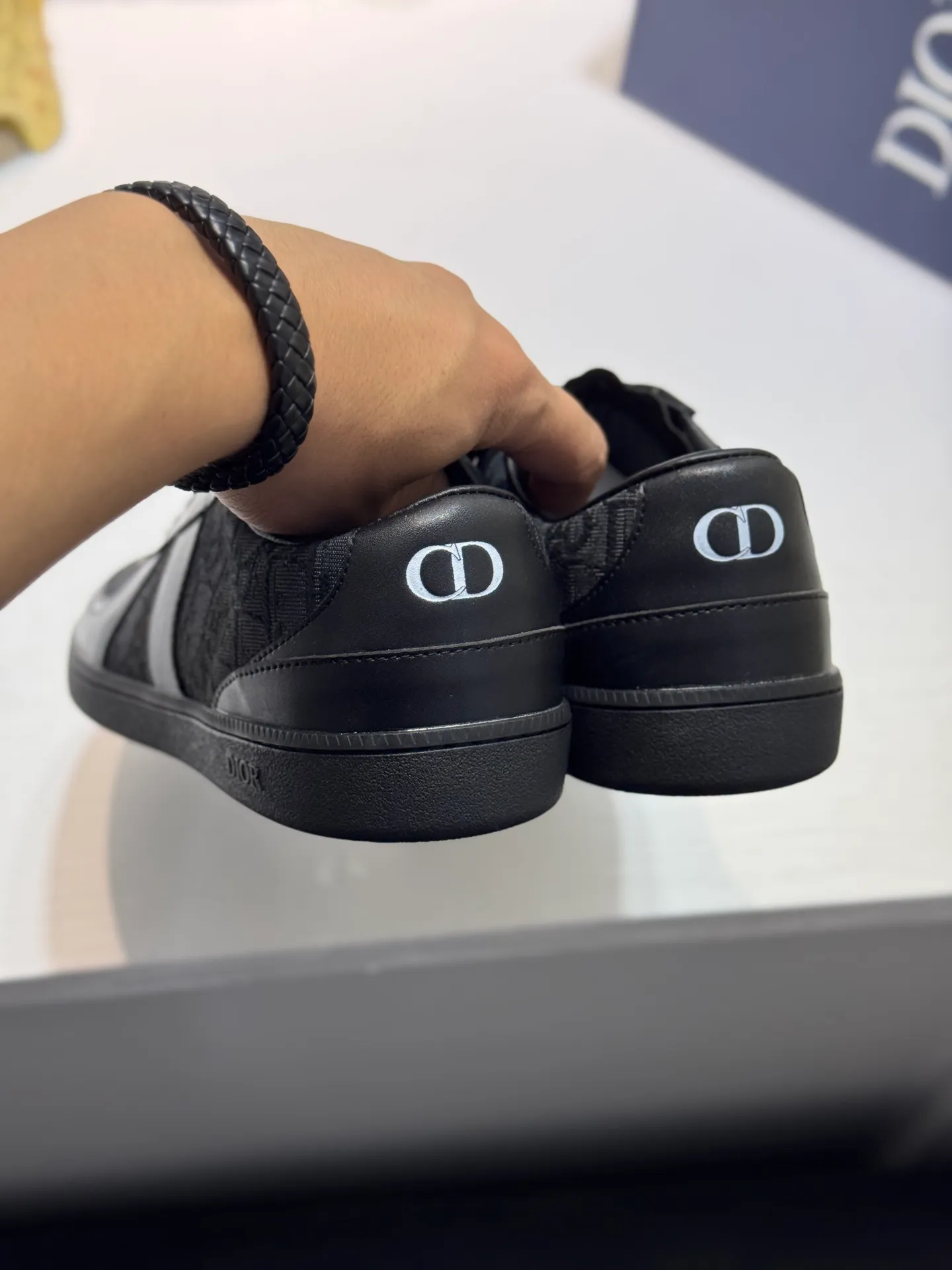 Men's Men's Shoes💰380【New Style】🎠🎠Dior🔍Top Purchasing Agency🇮🇹Di's hot style super popular sneakers are synchronized with the new product counters. The uppers are original Italian imported cowhide, the logo graphics are perfectly reproduced with complex craftsmanship necessary for fashionistas, and the imported soft sheepskin lining is Sole: The original sole is specially provided by the original factory. The exclusive movable molded sole is super comfortable. The original factory follows the order. 🔍🔍Multiple colors are available. You can enter and exit the counter at will. Welcome to compare. A must-have for trendy men. Code number: 38-44 (45 customized